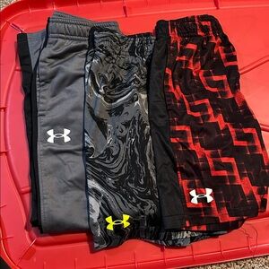 Under Armour Kids Shorts Set - Gray, Red, Black